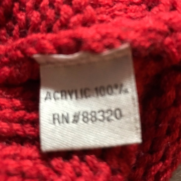 NWT C.C exclusives pom beanie hat - Picture 3 of 7